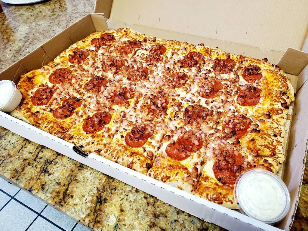 Bronx Pizza | meal takeaway | 205 Quigley Rd, Hamilton, ON L8K 5M8, Canada | 9055610220 OR +1 905-561-0220