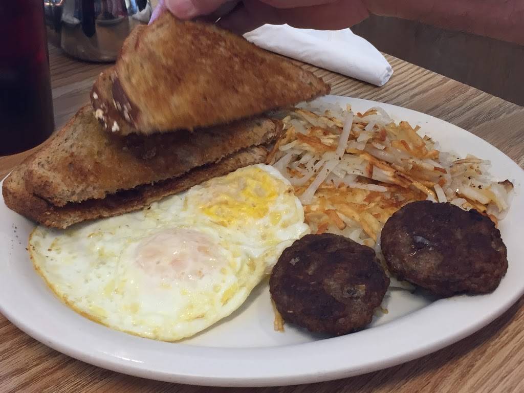 LoDees Family Restaurant | restaurant | 27 S Coldwater Rd, Lake Isabella, MI 48893, USA | 9894411047 OR +1 989-441-1047