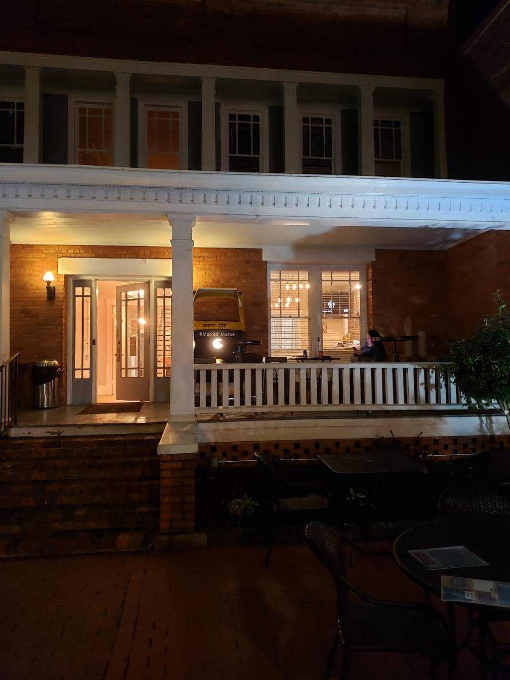 Masala Mastee | restaurant | 107 N Main St #101, Davidson, NC 28036, USA | 7048972211 OR +1 704-897-2211