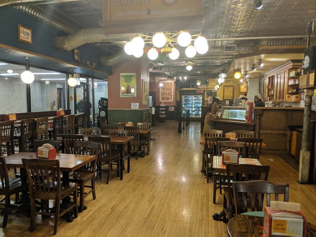 Potbelly Sandwich Shop | restaurant | 111 E Wacker Dr, Chicago, IL 60601, USA | 3128610013 OR +1 312-861-0013