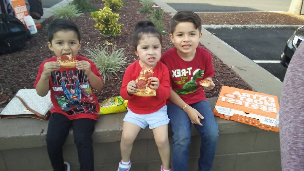 Little Caesars Pizza | meal takeaway | 1809 E Capitol Expy, San Jose, CA 95121, USA | 4082382600 OR +1 408-238-2600