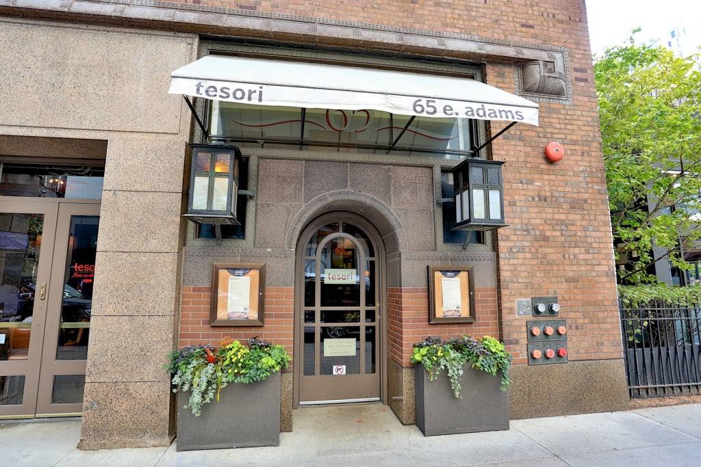 Tesori | night club | 65 E Adams St, Chicago, IL 60603, USA | 3127869911 OR +1 312-786-9911