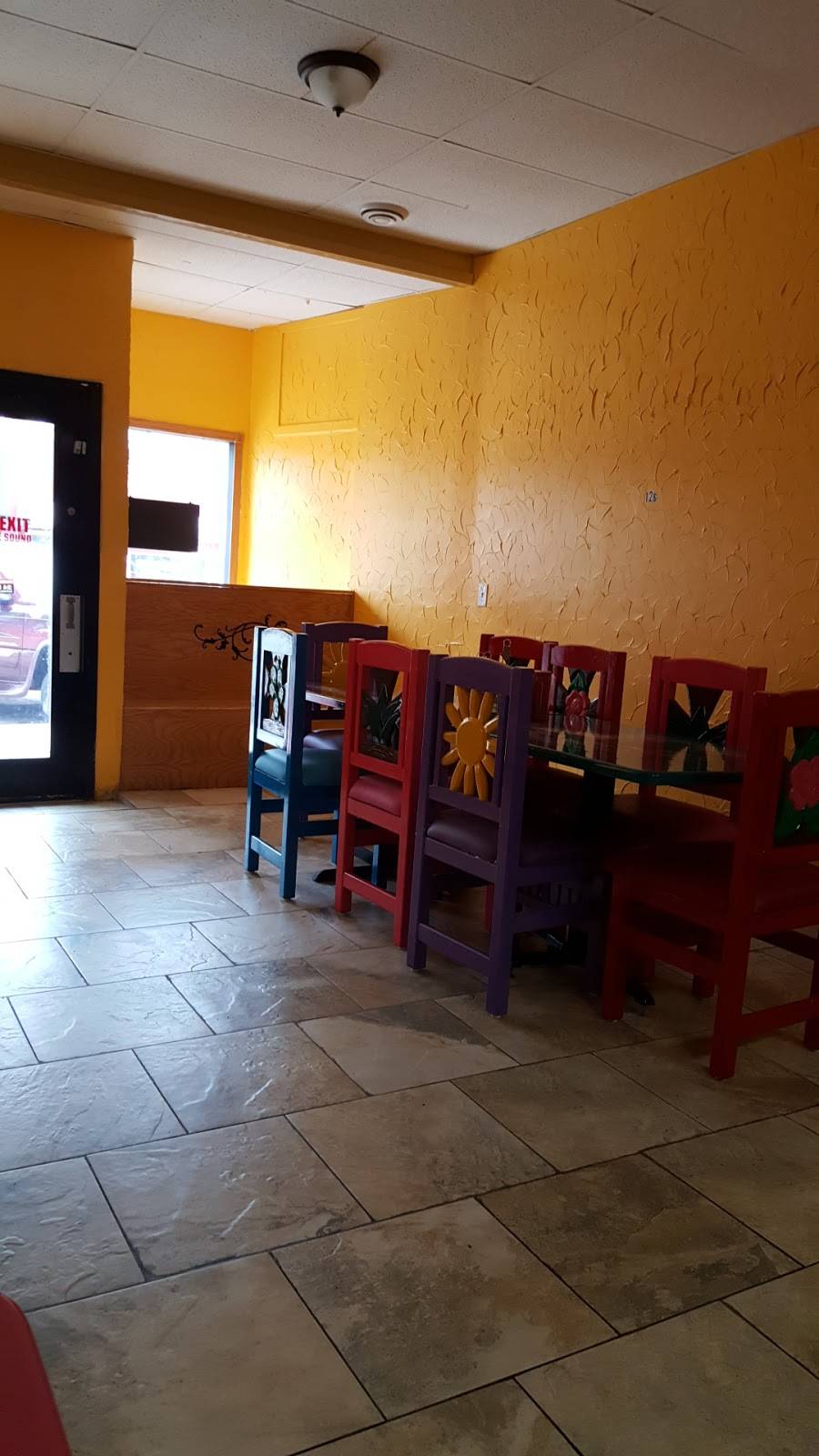 Taqueria Chavez | restaurant | 263 Central Ave, Long Prairie, MN 56347, USA | 3205331222 OR +1 320-533-1222