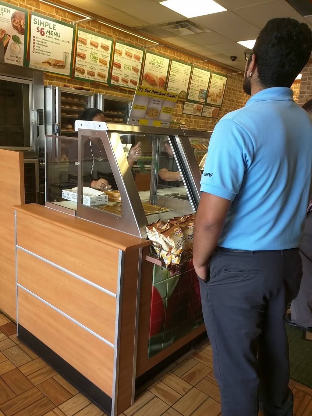 Subway Restaurants | restaurant | 6394 S Cass Ave, Westmont, IL 60559, USA | 6308100474 OR +1 630-810-0474