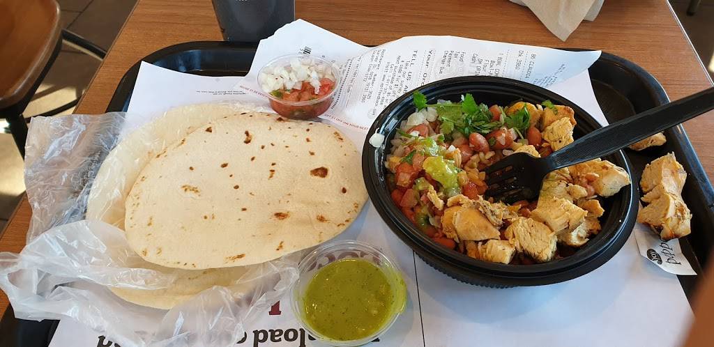 El Pollo Loco | restaurant | 16940 Nordhoff St, Northridge, CA 91343, USA | 8188951680 OR +1 818-895-1680