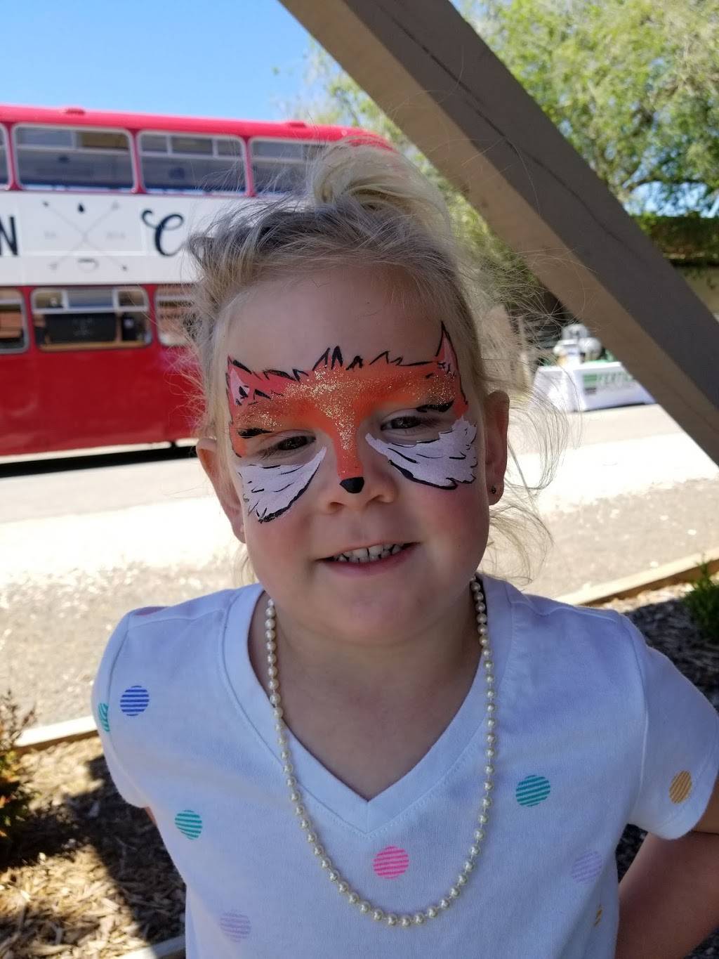 Delmar Gardens | restaurant | 1225 SW 2nd St, Oklahoma City, OK 73108, USA | 4052326506 OR +1 405-232-6506