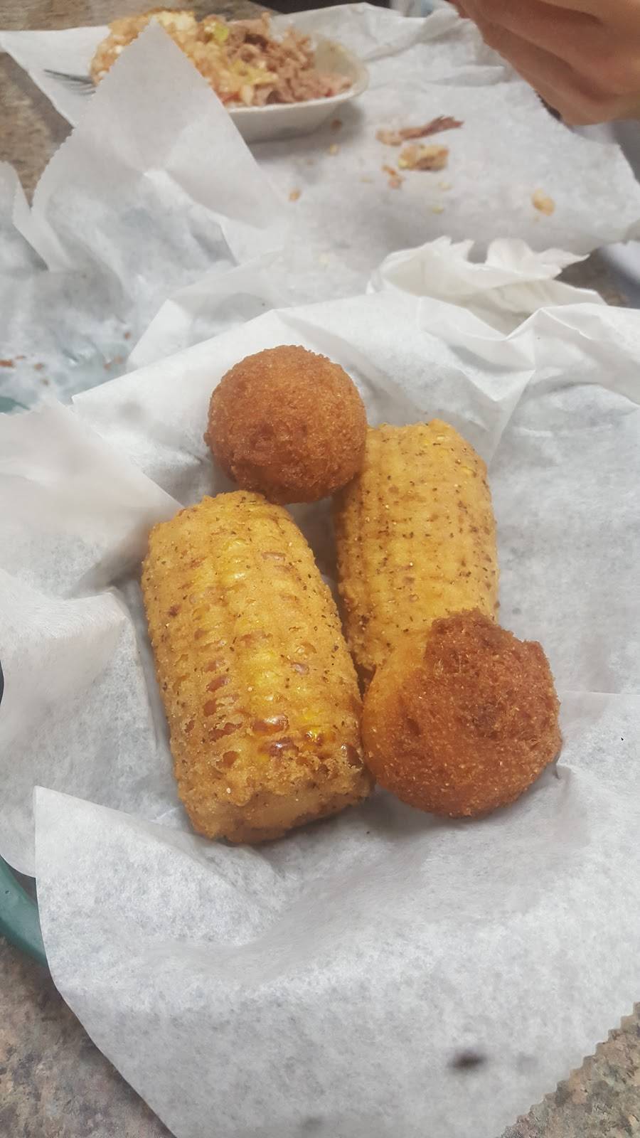 College Barbecue | restaurant | 117 Statesville Blvd, Salisbury, NC 28144, USA | 7046339953 OR +1 704-633-9953