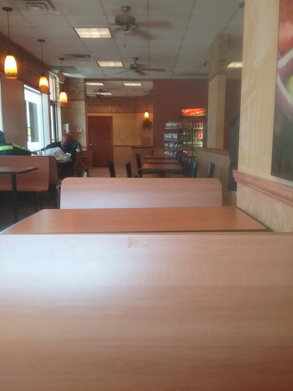 Subway | restaurant | 2100 8th Ave S, Nashville, TN 37204, USA | 6153851011 OR +1 615-385-1011