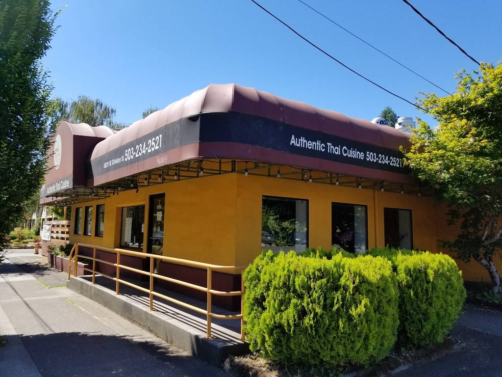 Authentic Thai Cuisine | restaurant | 3829 SE Division St, Portland, OR 97202, USA | 5032342521 OR +1 503-234-2521
