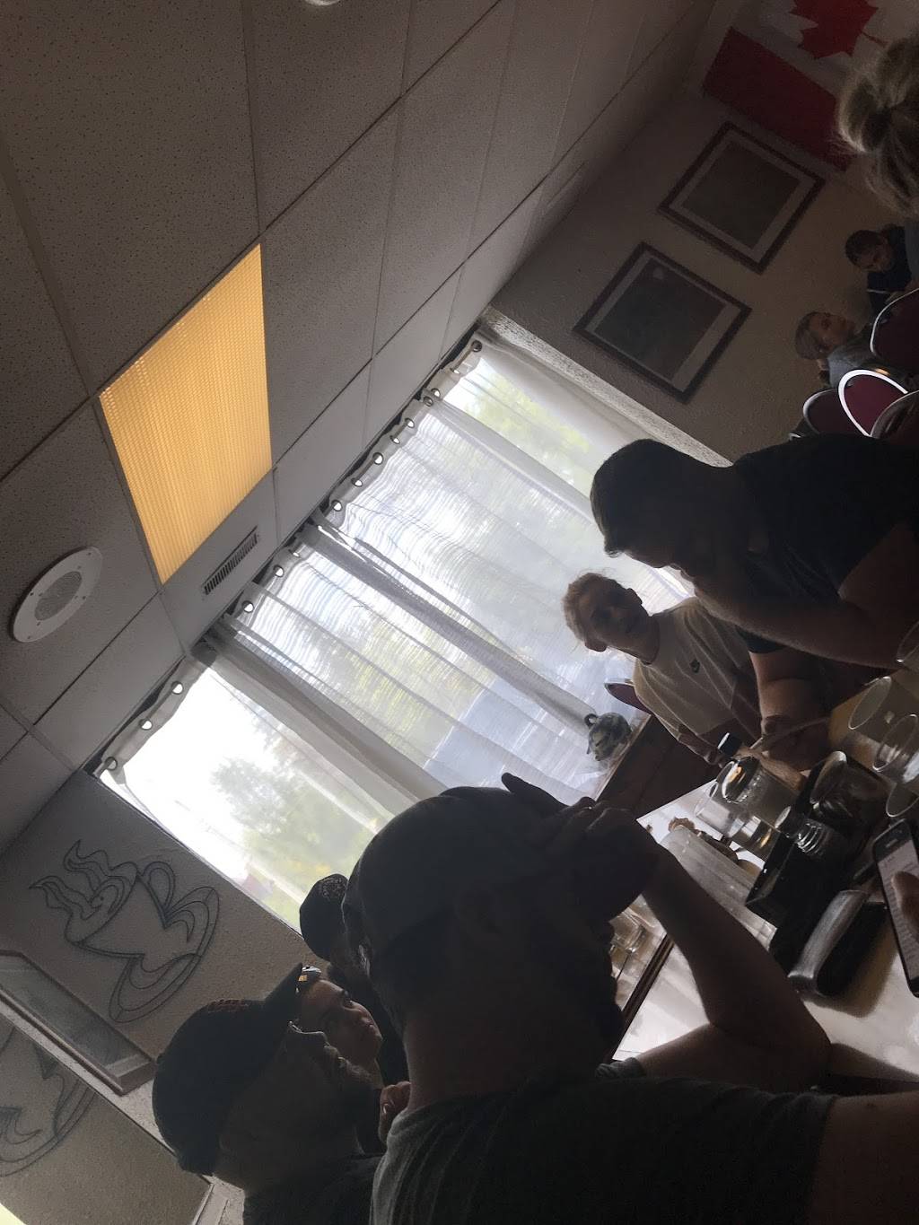 Renees Diner | restaurant | 5189 Baseline Rd, Sutton, ON L0E 1R0, Canada | 9057229126 OR +1 905-722-9126