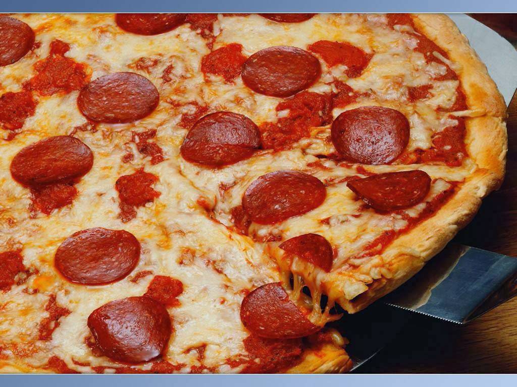 Chesleys Pizza | restaurant | 2122 US-3, Campton, NH 03223, USA | 6037267033 OR +1 603-726-7033