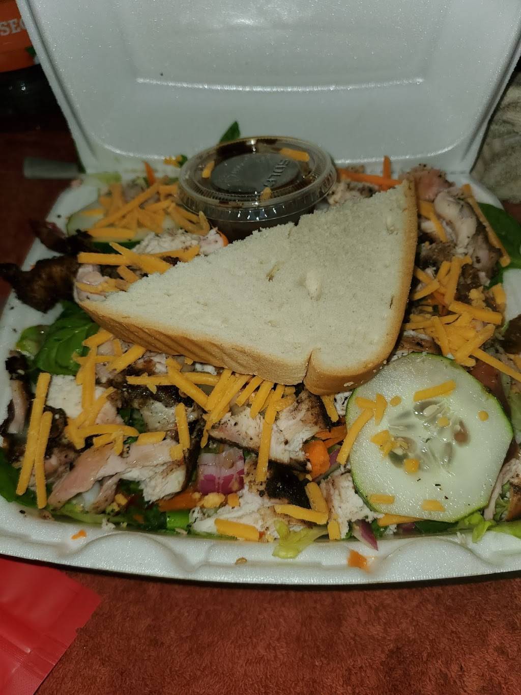 Jerk it iz | restaurant | 8239 S Cottage Grove Ave, Chicago, IL 60619, USA | 7733224200 OR +1 773-322-4200