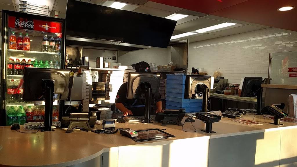 Dominos Pizza | meal delivery | 1740 S Hoover St, Los Angeles, CA 90006, USA | 2137487774 OR +1 213-748-7774