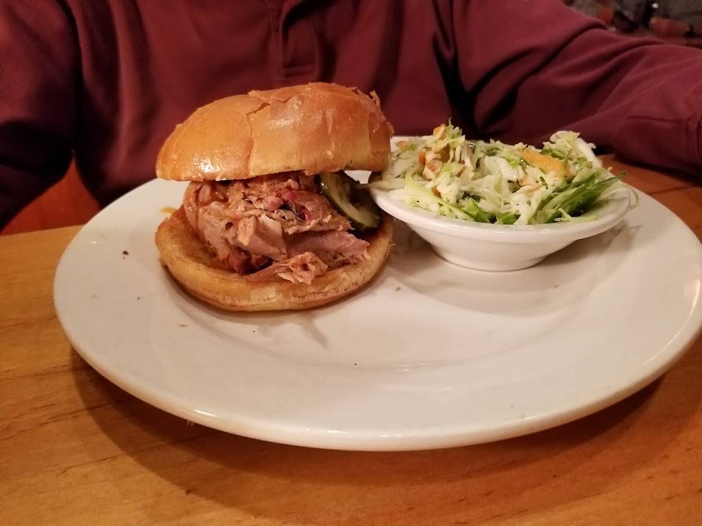 Jim N Nicks Bar-B-Q | restaurant | 305 21st Ave, Tuscaloosa, AL 35401, USA | 2054692060 OR +1 205-469-2060