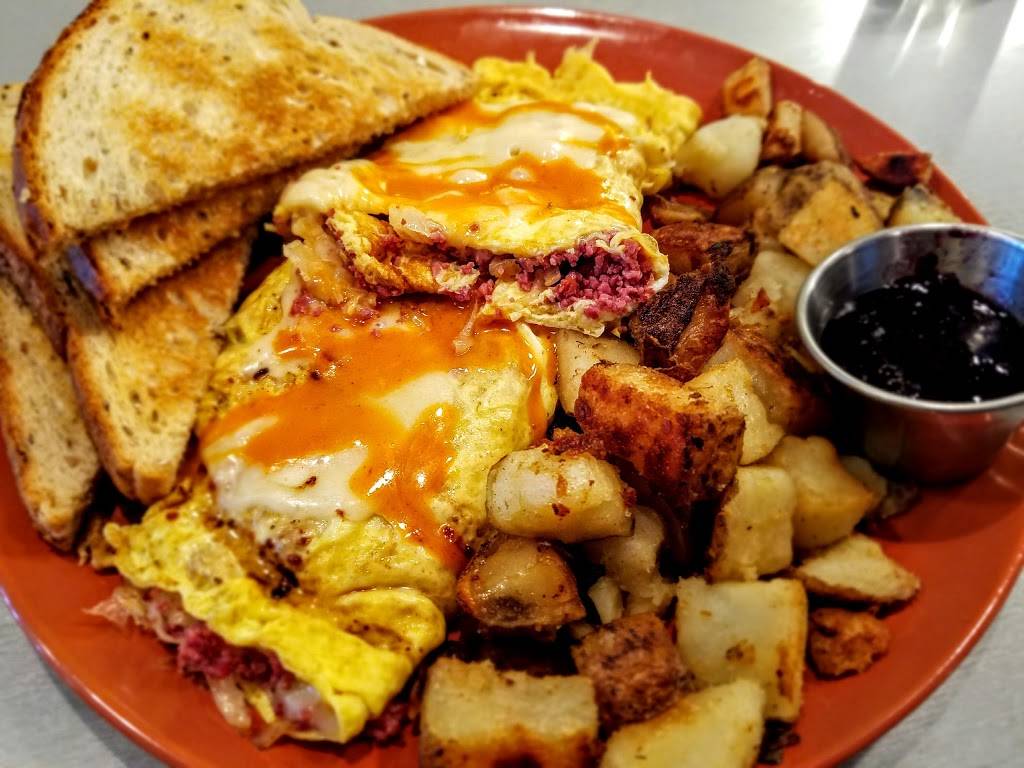 Magpie | restaurant | 126 N Madison St, Rockford, IL 61107, USA | 8159775761 OR +1 815-977-5761