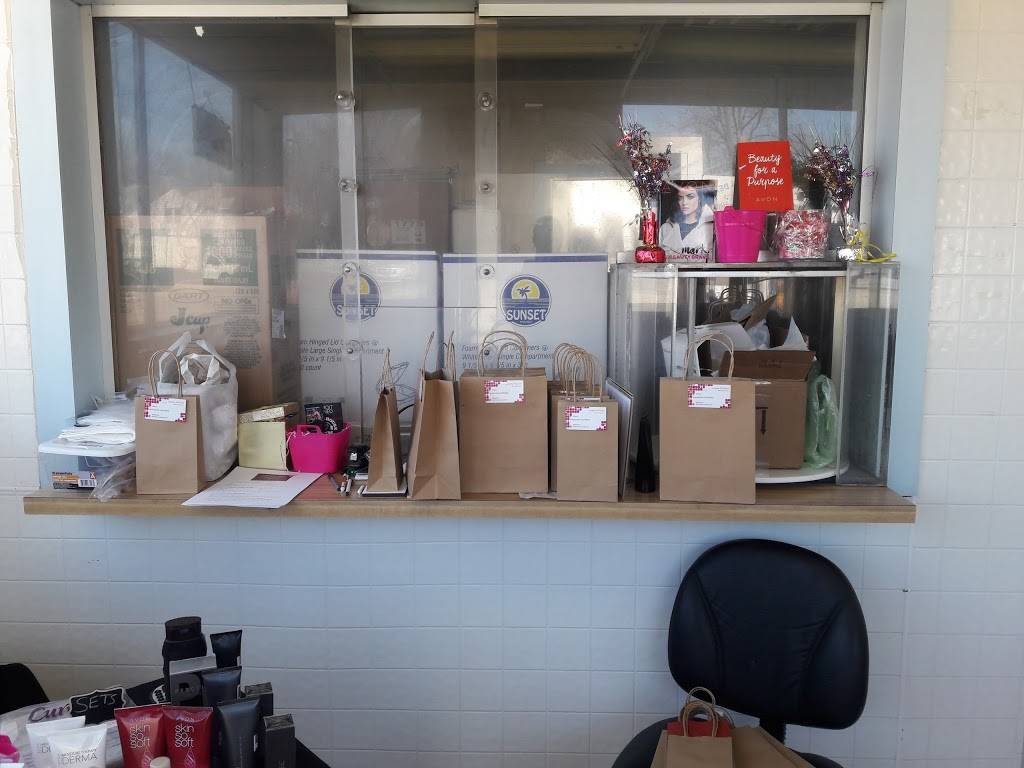 Lees Texas Style Bar-B-Q | restaurant | 14001 Fenkell Ave, Detroit, MI 48227, USA | 3134524940 OR +1 313-452-4940