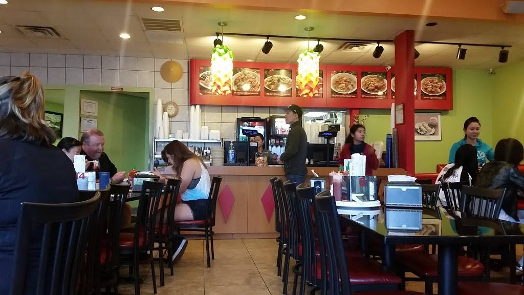 Pho Que Huong | restaurant | 291 E Round Grove Rd, Lewisville, TX 75067, USA | 2144889122 OR +1 214-488-9122