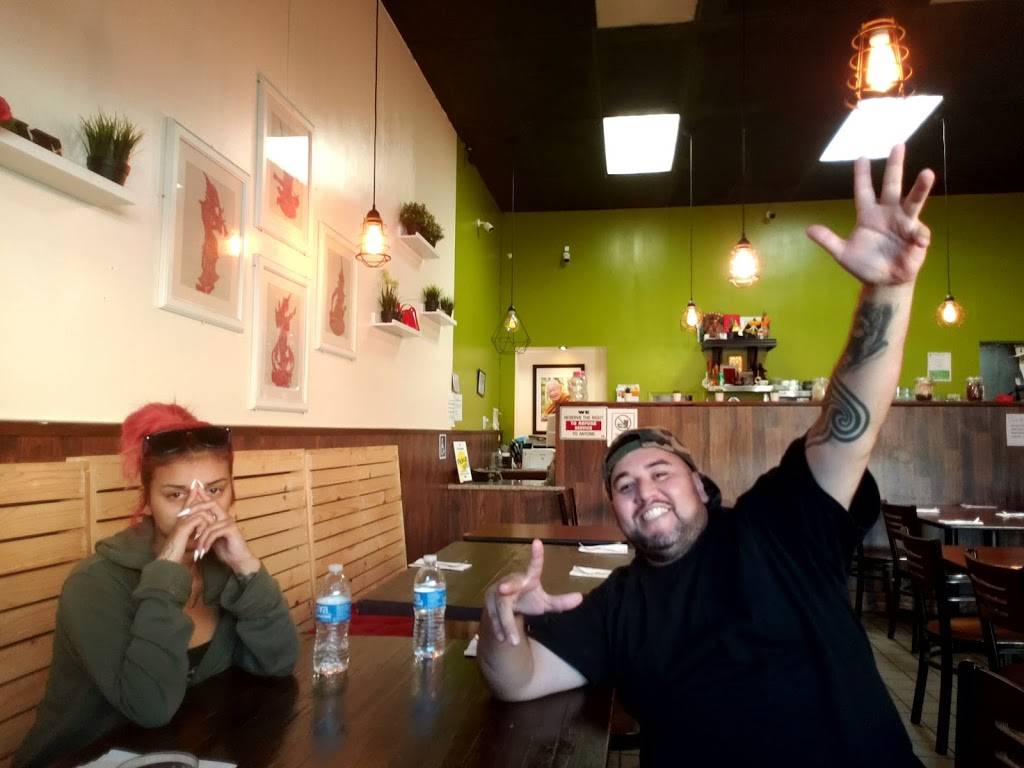 Flavors of thai | restaurant | 1275 S Union Ave, Los Angeles, CA 90015, USA | 2132632535 OR +1 213-263-2535
