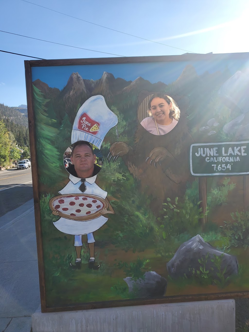 June Pie Pizza Co. | restaurant | 2588 CA-158, June Lake, CA 93529, USA | 7606487774 OR +1 760-648-7774