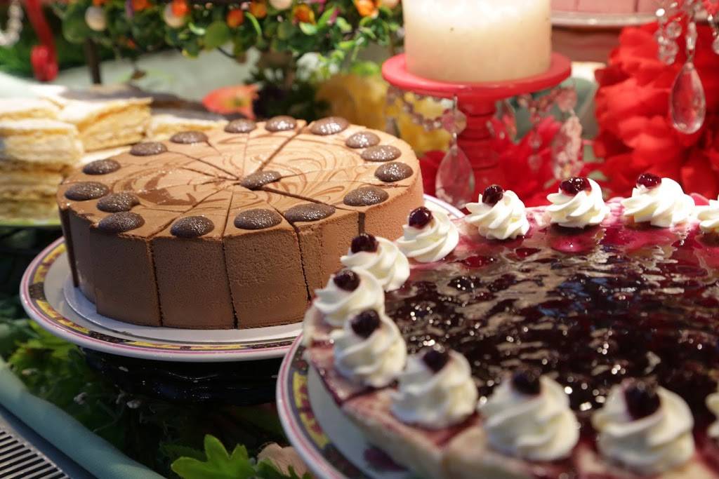 Mandarin Restaurant | restaurant | 16655 Yonge St, Newmarket, ON L3X 1V6, Canada | 9058987100 OR +1 905-898-7100