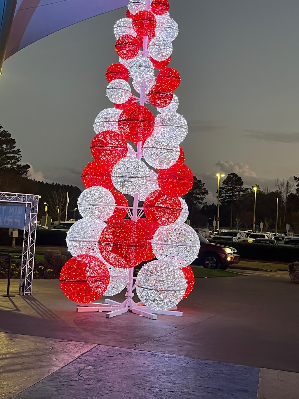 Wind Creek Montgomery | restaurant | 1801 Eddie L Tullis Rd, Montgomery, AL 36117, USA | 8669463360 OR +1 866-946-3360