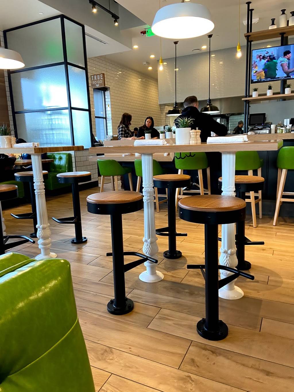 True Food Kitchen | restaurant | 105 Oakbrook Center, Oak Brook, IL 60523, USA | 6307163056 OR +1 630-716-3056