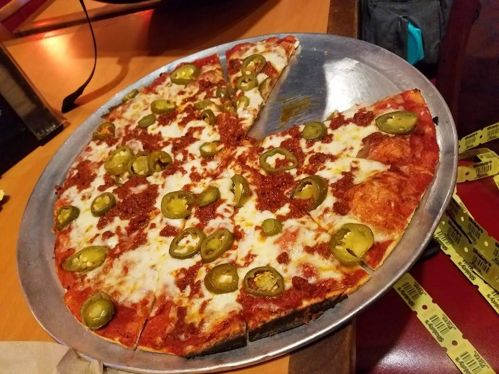 Shakeys Pizza Parlor | restaurant | 155 S Avenida Caballeros, Palm Springs, CA 92262, USA | 7603251521 OR +1 760-325-1521