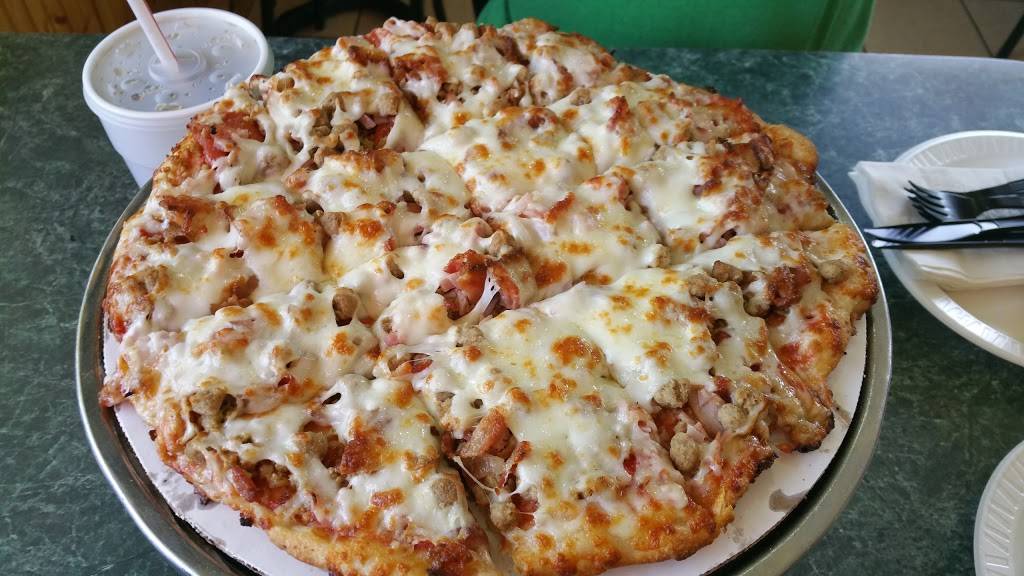 Mancinos Pizza & Grinders | restaurant | 217 National Rd W, Richmond, IN 47374, USA | 7659661166 OR +1 765-966-1166