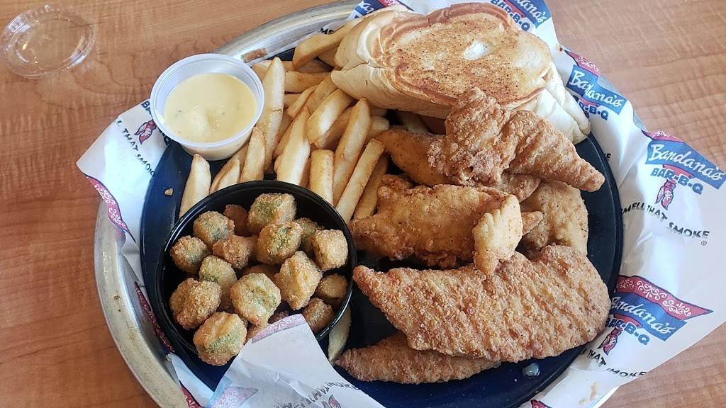 Bandanas Bar-B-Q | restaurant | 4706 Utica Ridge Rd, Davenport, IA 52807, USA | 5634241830 OR +1 563-424-1830