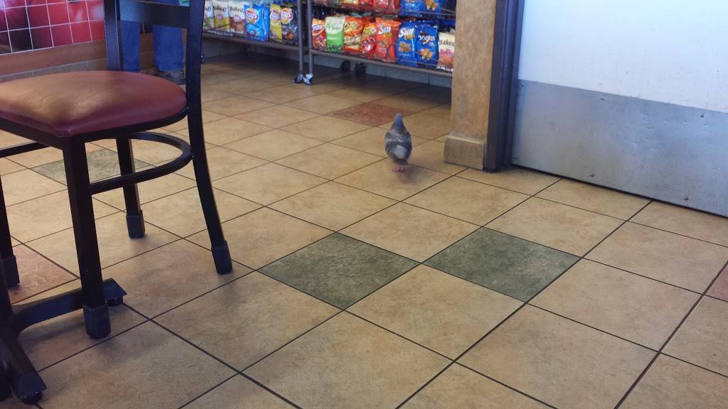 Subway Restaurants | restaurant | 23705 Malibu Rd #200, Malibu, CA 90265, USA | 3104560565 OR +1 310-456-0565