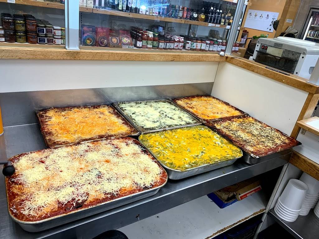 Pierre Lafond Market & Deli | restaurant | 516 San Ysidro Rd # 1, Montecito, CA 93108, USA | 8055651503 OR +1 805-565-1503