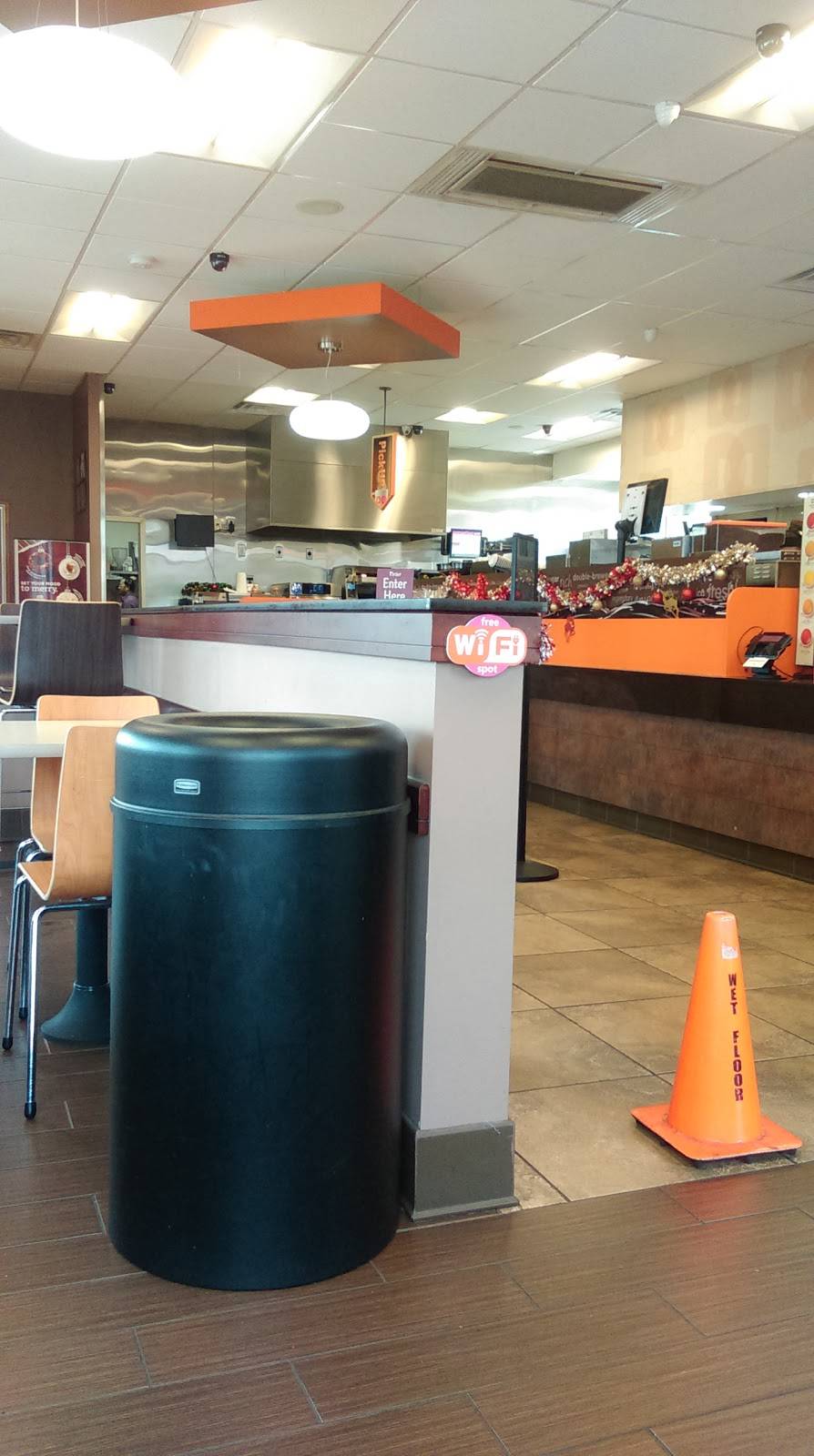 Dunkin | bakery | 760 Commons Dr, Parkesburg, PA 19365, USA | 6108573582 OR +1 610-857-3582