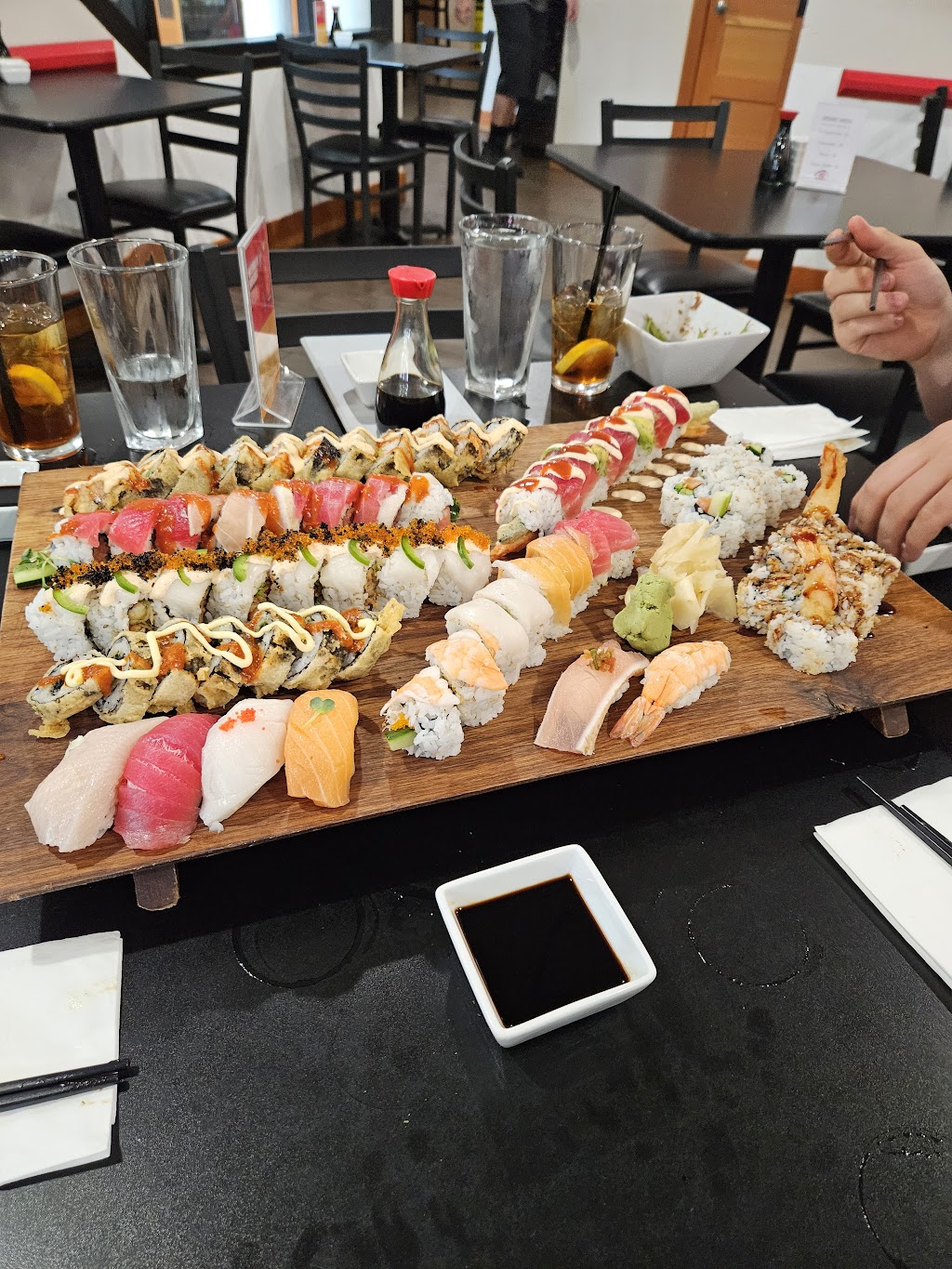 Kaiju Sushi & Spirits | restaurant | 424 Sherman Ave, Coeur dAlene, ID 83814, USA | 2089664019 OR +1 208-966-4019