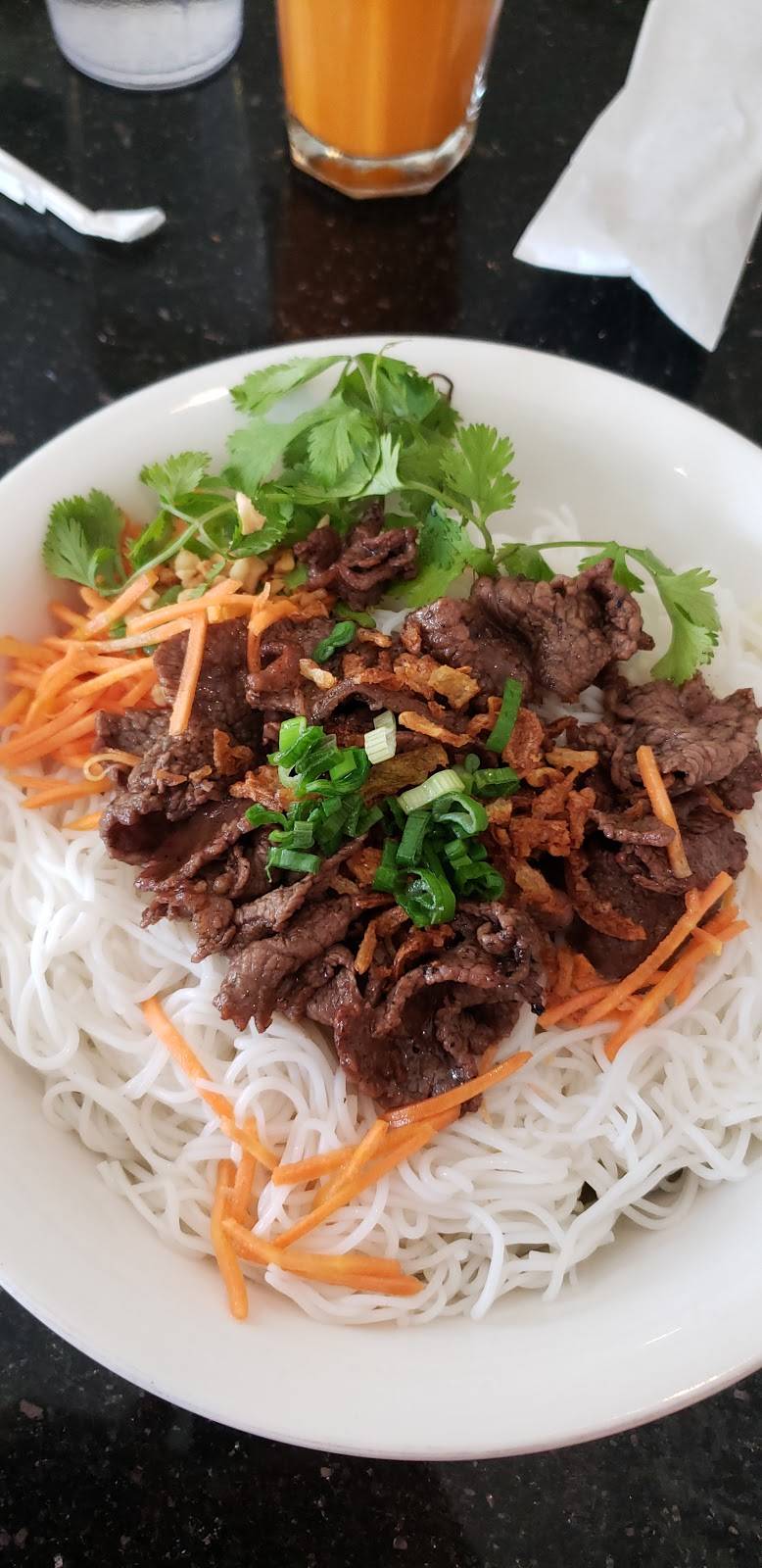 Pho Mai Vietnamese Noodle House - Sugar Land | restaurant | 16200 Kensington Dr Ste 100, Sugar Land, TX 77479, USA | 2814911528 OR +1 281-491-1528