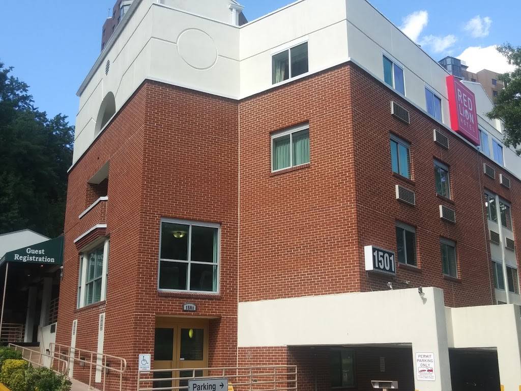 Ledo Pizza - Temporarily Closed | meal takeaway | 1501 Arlington Blvd, Arlington, VA 22209, USA | 7035283570 OR +1 703-528-3570