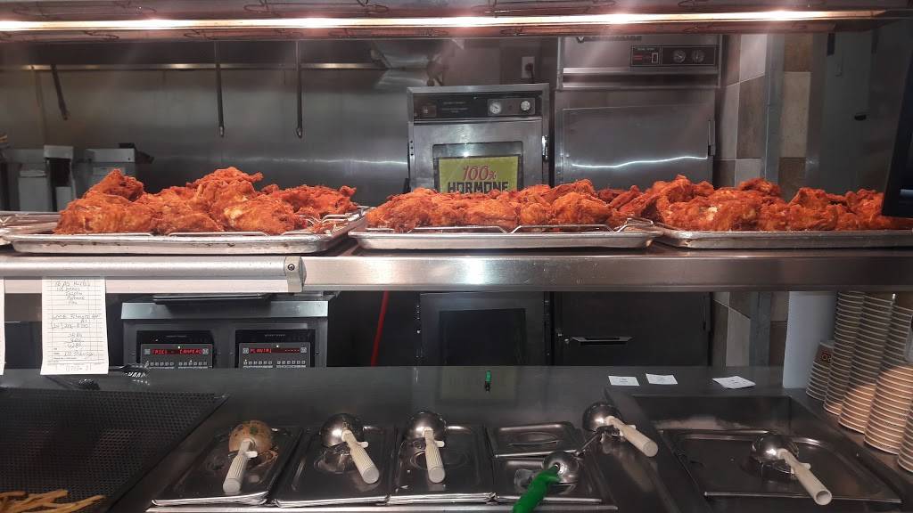 Pollo Campero | restaurant | 6425 Bergenline Ave, West New York, NJ 07093, USA | 2016626190 OR +1 201-662-6190