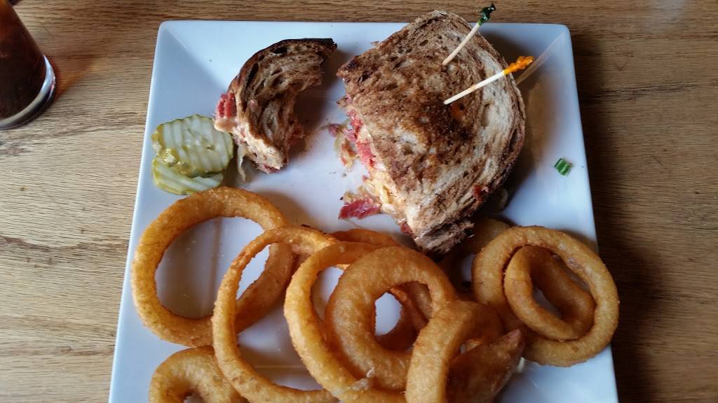 Crooked Creek Saloon and Creekside Eatery | restaurant | 401 Zerex St, Fraser, CO 80442, USA | 9707269250 OR +1 970-726-9250