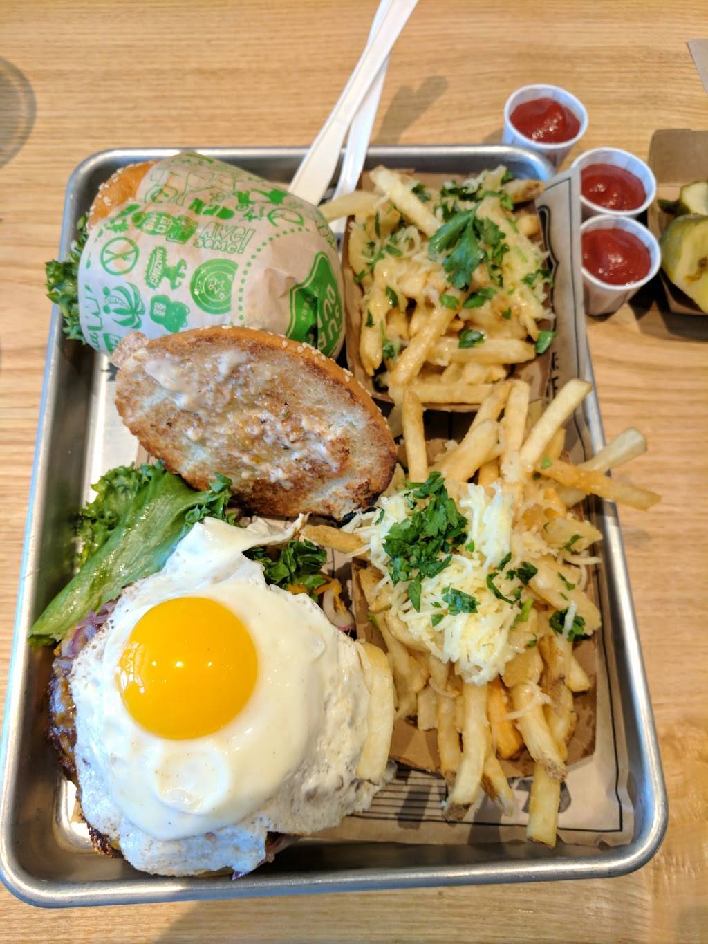 Super Duper Burgers | restaurant | 2304 Market St, San Francisco, CA 94114, USA | 4155588123 OR +1 415-558-8123