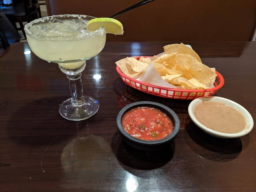 Rancho Nuevo Mexican Restaurant | restaurant | 2330 N Maize Rd Ste 1500, Wichita, KS 67205, USA | 3162953292 OR +1 316-295-3292