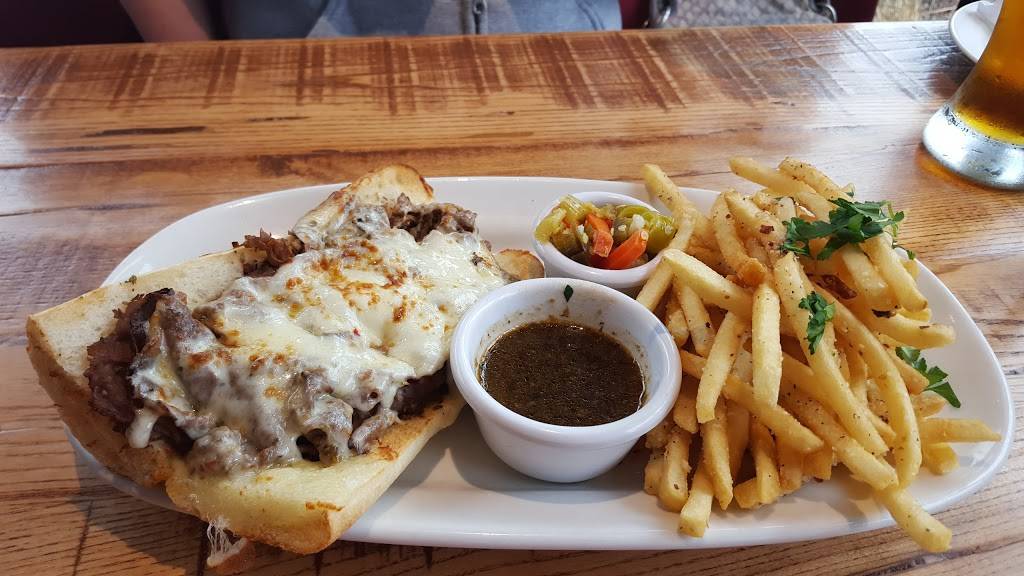 Giordanos | meal takeaway | 2700 Hennepin Ave S, Minneapolis, MN 55408, USA | 6124443143 OR +1 612-444-3143