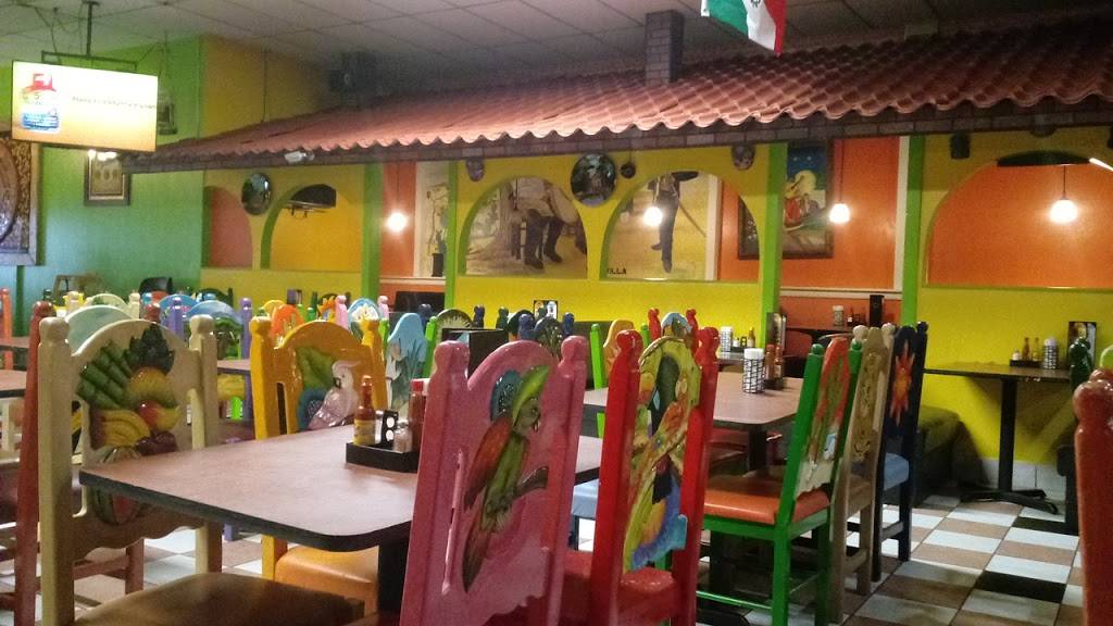 La Plaza Tapatia | restaurant | 4233 Shoppers Ln, Columbus, OH 43228, USA | 6142760333 OR +1 614-276-0333