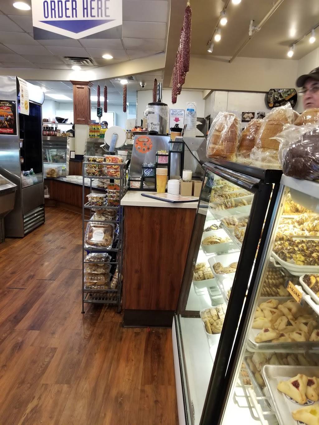 Hymies | restaurant | 342 Montgomery Ave, Merion Station, PA 19066, USA | 6106683354 OR +1 610-668-3354