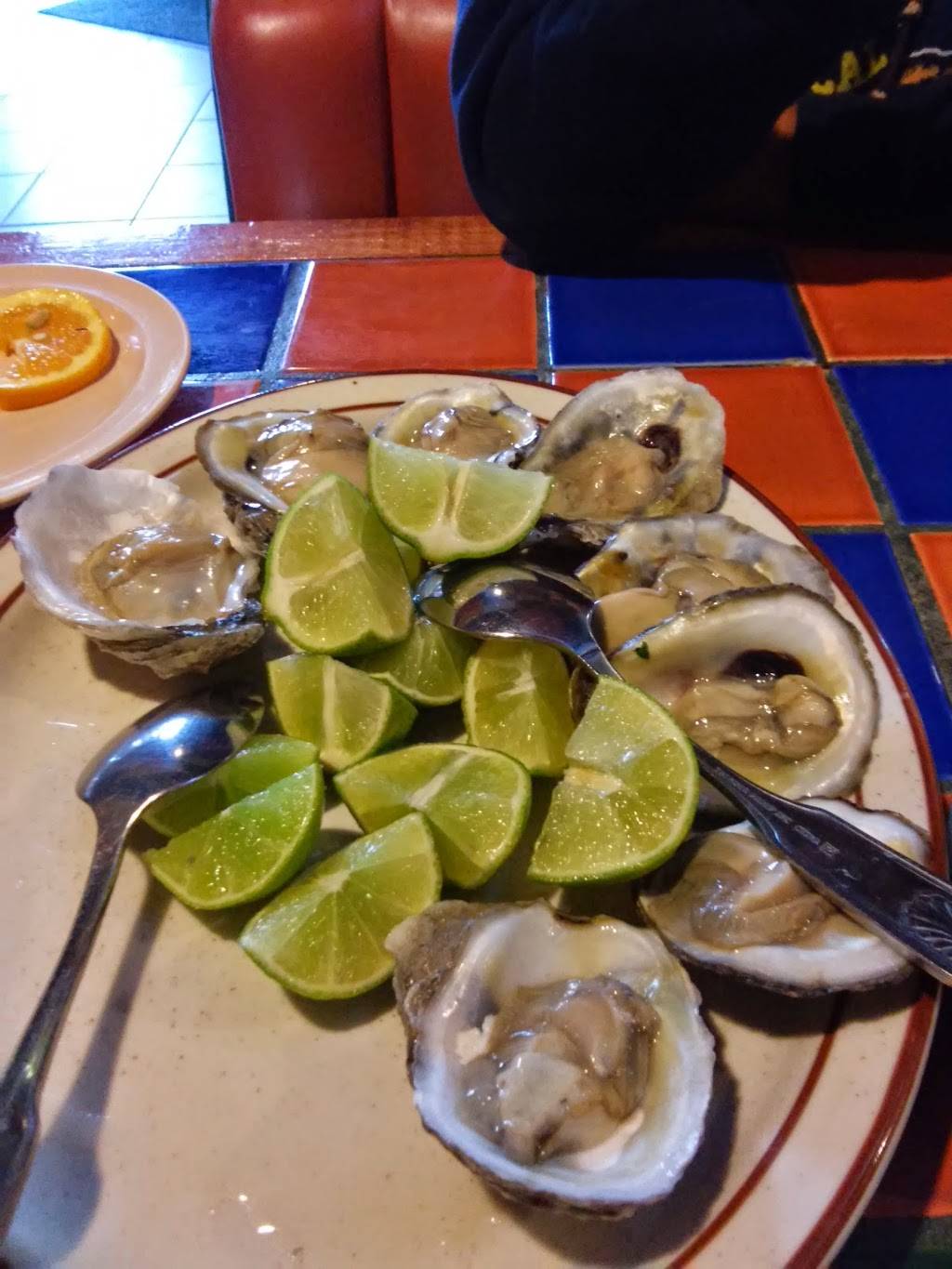 Mariscos Zamoras | restaurant | 3701 W McFadden Ave H, Santa Ana, CA 92704, USA | 7147756671 OR +1 714-775-6671