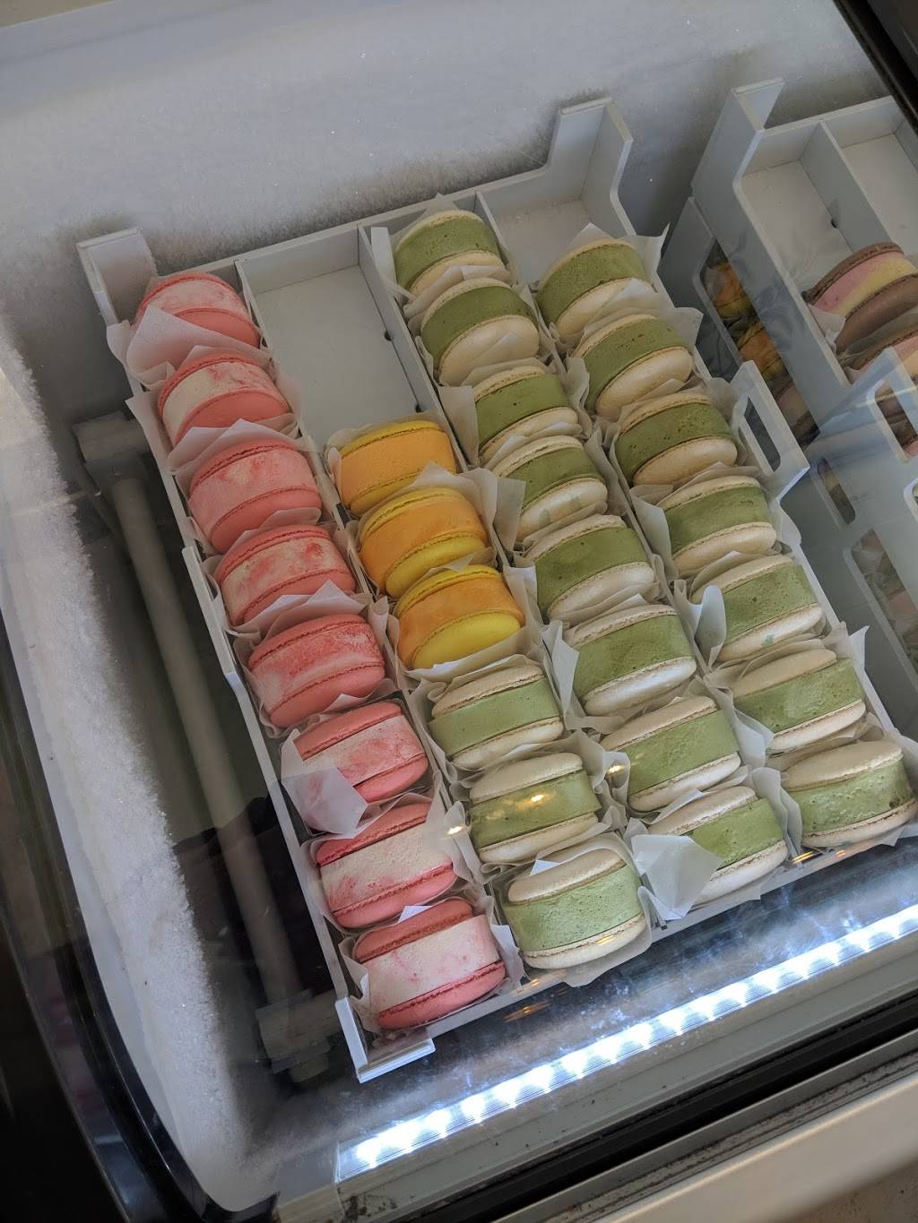 Pokeholics | restaurant | 19929 Stevens Creek Blvd, Cupertino, CA 95014, USA | 6505563876 OR +1 650-556-3876