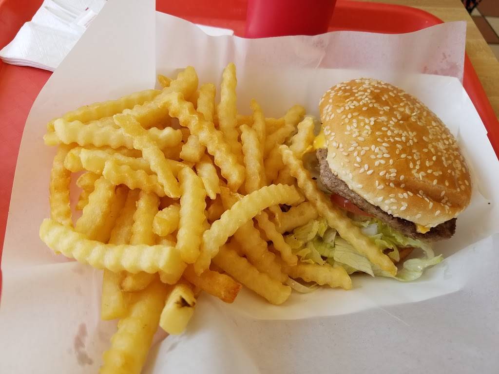 Jakes Pup In the Ruf | meal takeaway | 4401 N Sheridan Rd, Chicago, IL 60640, USA | 7737281188 OR +1 773-728-1188