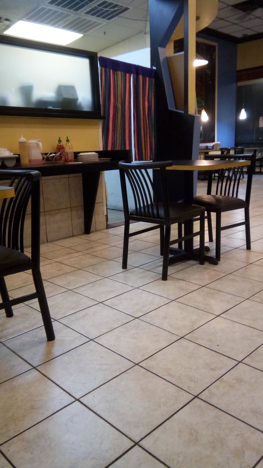 Lovers Eggroll | restaurant | 16627 N Coit Rd, Richardson, TX 75080, USA | 9723804888 OR +1 972-380-4888