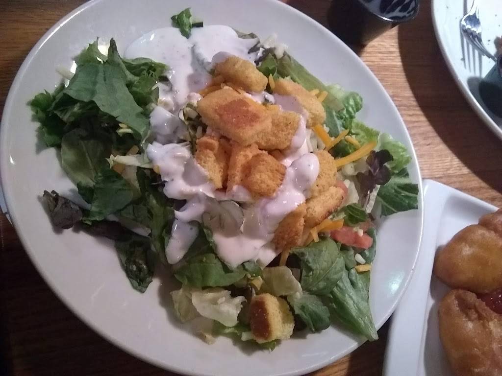 Applebees Grill + Bar | restaurant | 1627-34 Opelika Rd, Auburn, AL 36830, USA | 3348877747 OR +1 334-887-7747