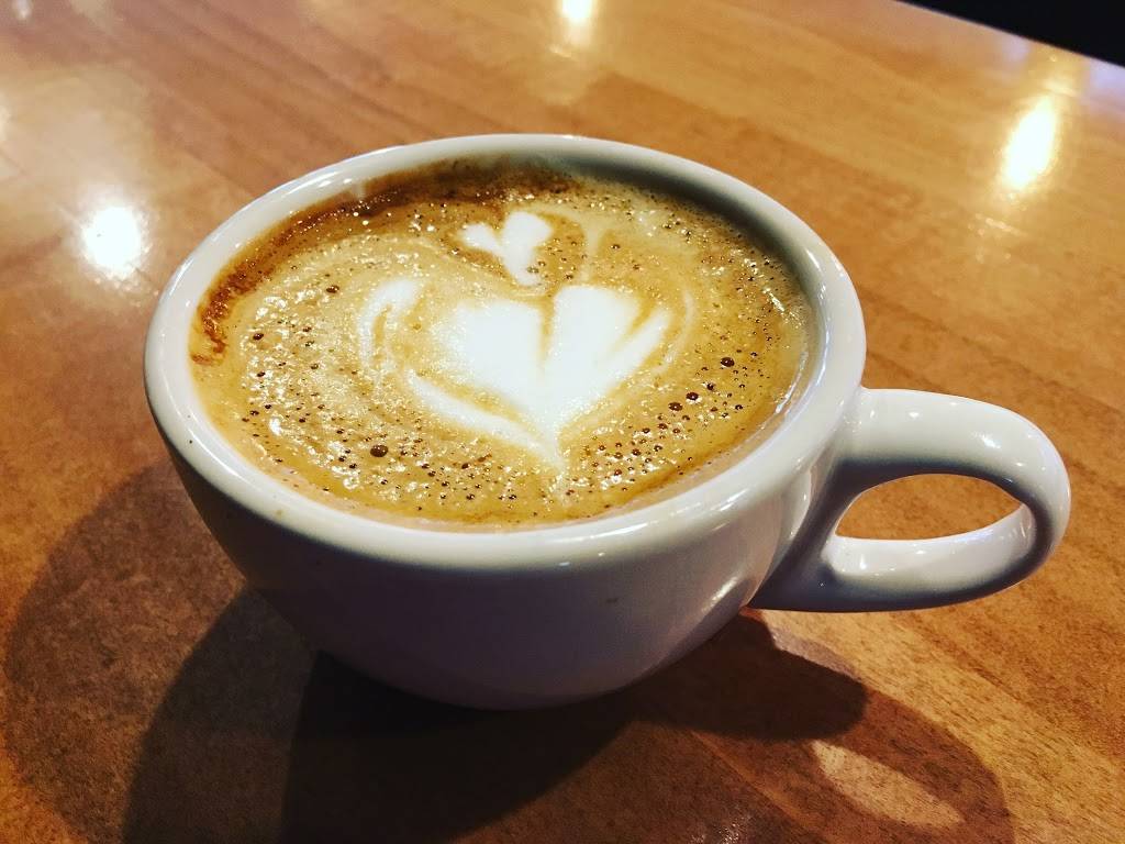 Hyde Perk | cafe | 3664-B Edwards Rd, Cincinnati, OH 45208, USA | 5138715111 OR +1 513-871-5111