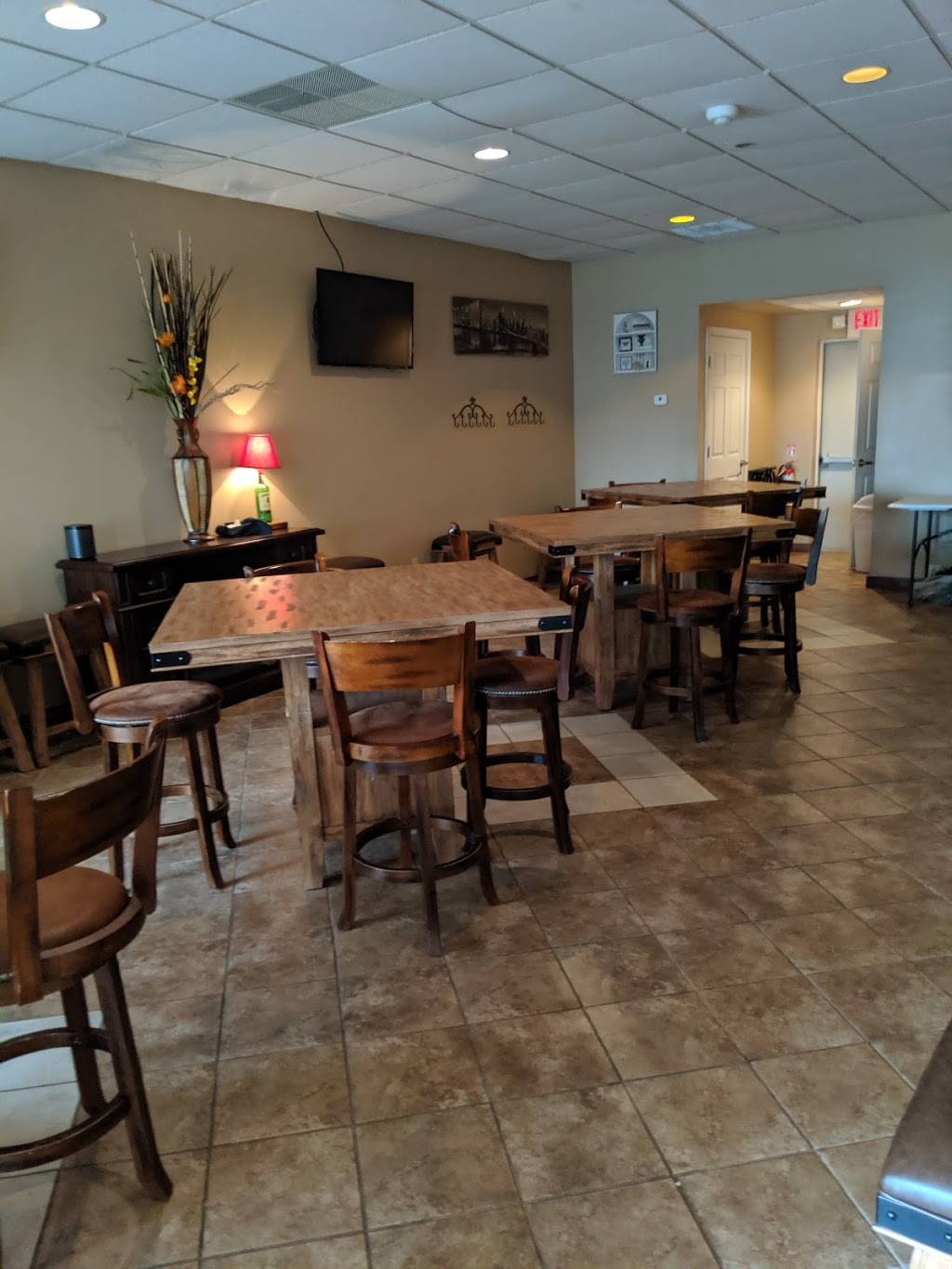 The Tavern | restaurant | 340 Aviation Rd, Queensbury, NY 12804, USA | 5184098845 OR +1 518-409-8845