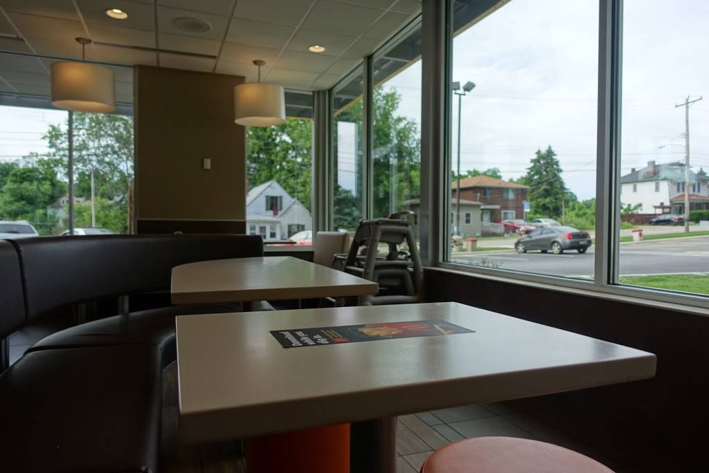 McDonalds | cafe | 363 Perry Hwy, Pittsburgh, PA 15229, USA | 4129311511 OR +1 412-931-1511